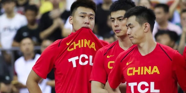 方硕：希望赵睿为球队付出更多力量，球迷：你少上点比啥都强